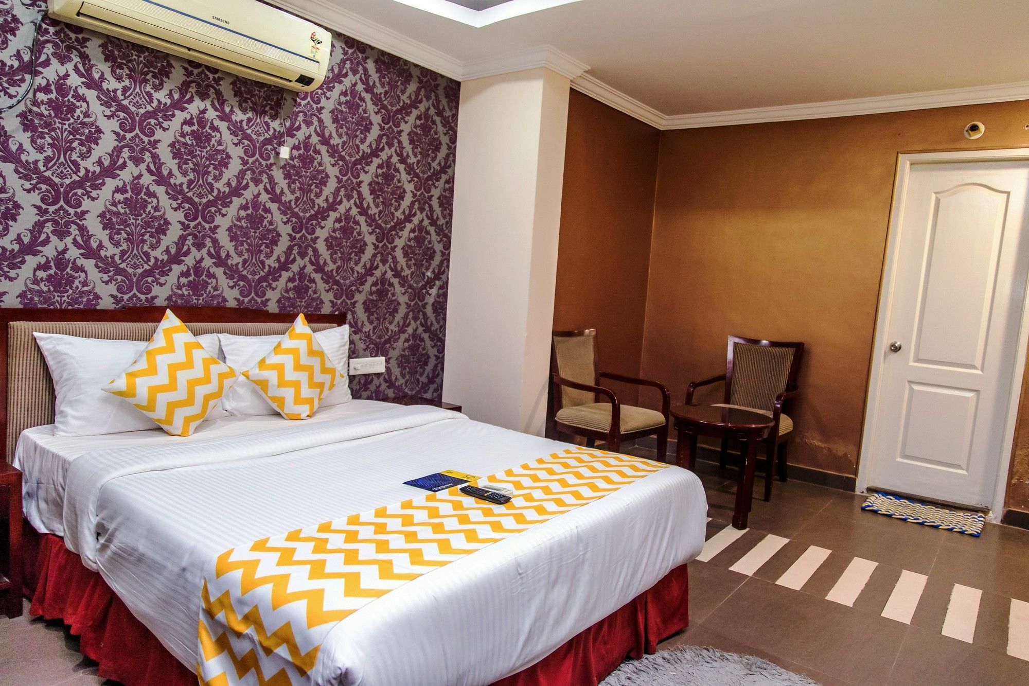 Fabexpress Oriental Suites III - Btm Mico Layout บังกาลอร์ ภายนอก รูปภาพ